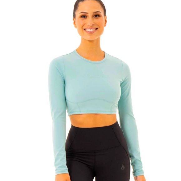 🩵 Make an Offer 🩵 - Picture 2 of 4